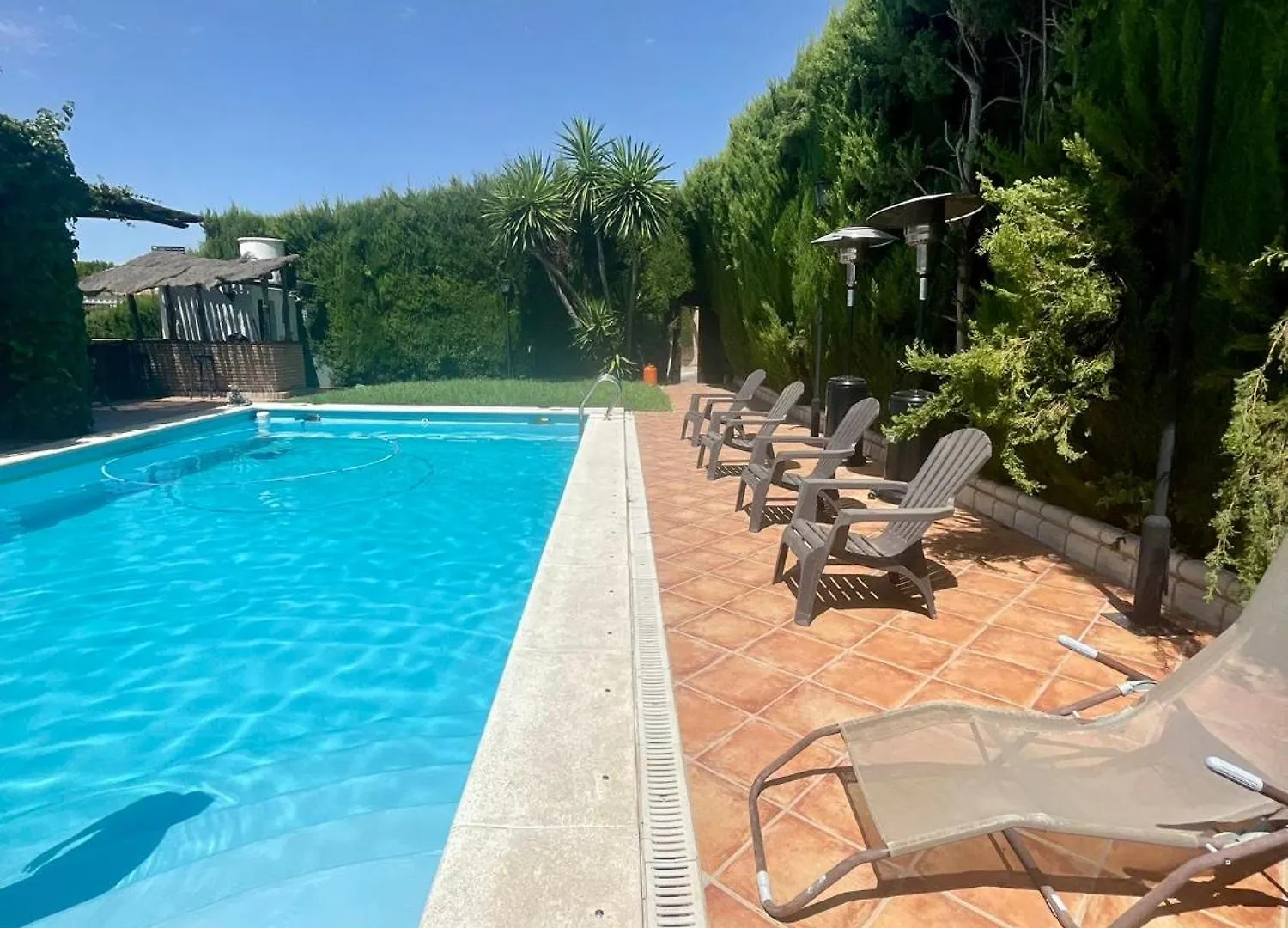 Villa Familia Ecija